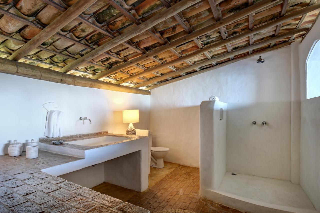 Hotel Cala & Divino Прая-ду-Эспелью Экстерьер фото